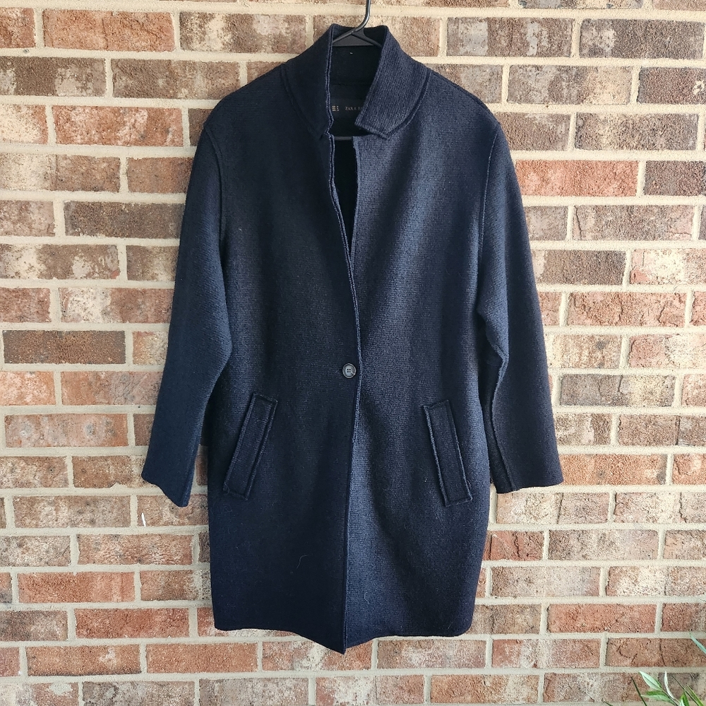 Zara - Picture 2 of 6